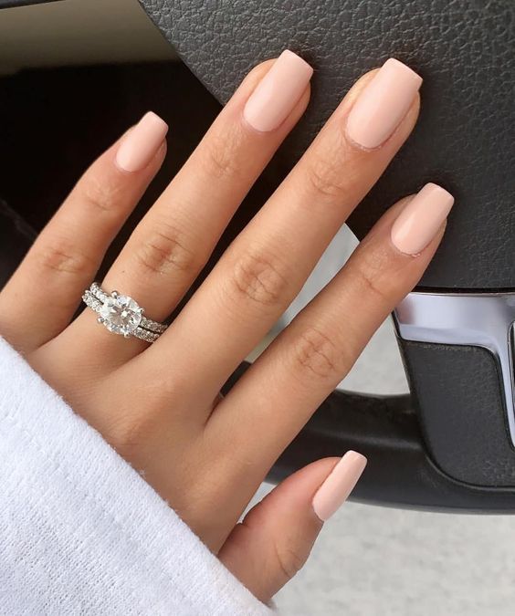 Classy Wedding Nails Ideas For 2024 [Expert Tips + FAQs]