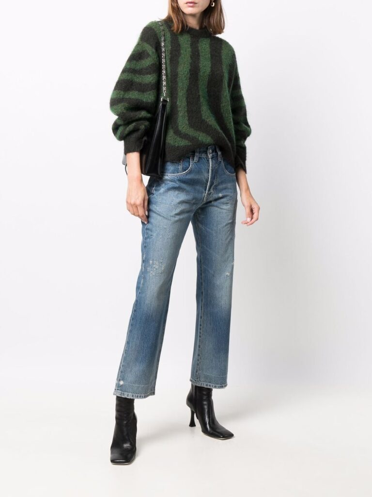 Chic Style Collective | 5 Celebrity Street Style Outfits You Can Wear Now. 17084282 34587384 1000
