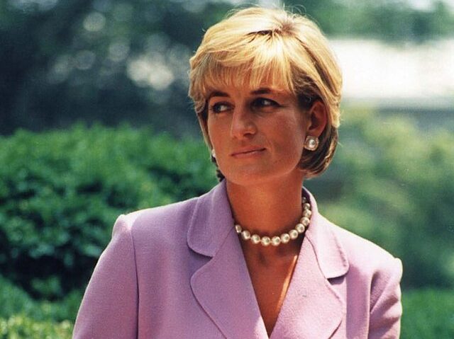Chic Style Collective | Princess Diana Hair Is Back — And It’s the Quiet-Luxury Cut Women Are Requesting for 2026 Paul Costelloe Fashion Designer Behind Princess Diana style