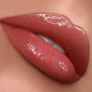 Chic Style Collective | 10 New Makeup Trends 2022. Sigma Beauty Lip Gloss Lilac Wine