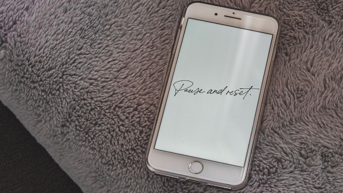 Chic Style Collective | 6 Amazing Mindfulness Apps to Help You De-Stress. Mindfulness Apps