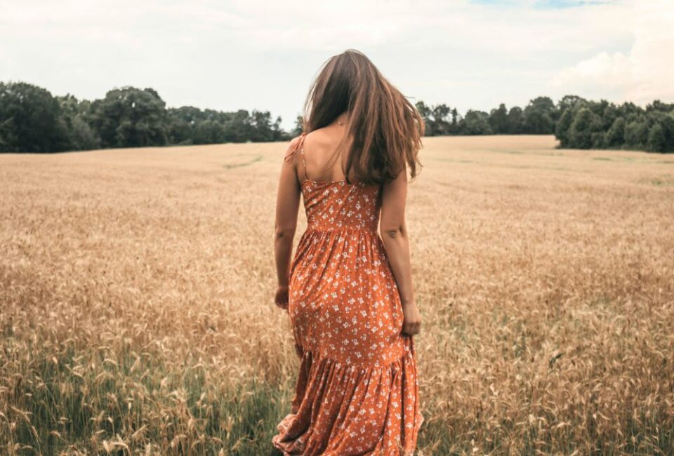 Chic Style Collective | 5 Must-Have Summer dress styles French women have in their wardrobe Summer dress Photo by Hannah Skelly