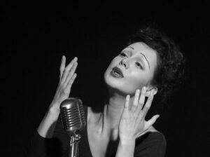 Chic Style Collective | 7 Iconic French Singers, You Need to Listen to Right Now Tribute to Frank Sinatra Edith Piaf Performed in Astana The Astana Times