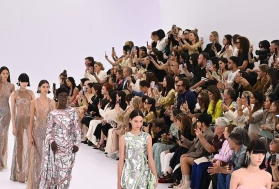 Chic Style Collective | London Fashion Week 2025: What to Expect from Spring/Summer 2025 Runway London Fashion Week 2025