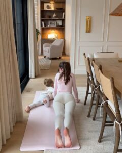Chic Style Collective | The Perfect 5 AM – 8 AM Morning Routine for the Elegant Mothers The perfect morning routine