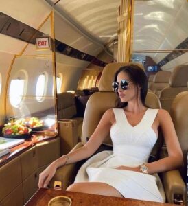 Chic Style Collective | The Millionaire Morning Routine: How the Rich Start Their Day Unknown 408