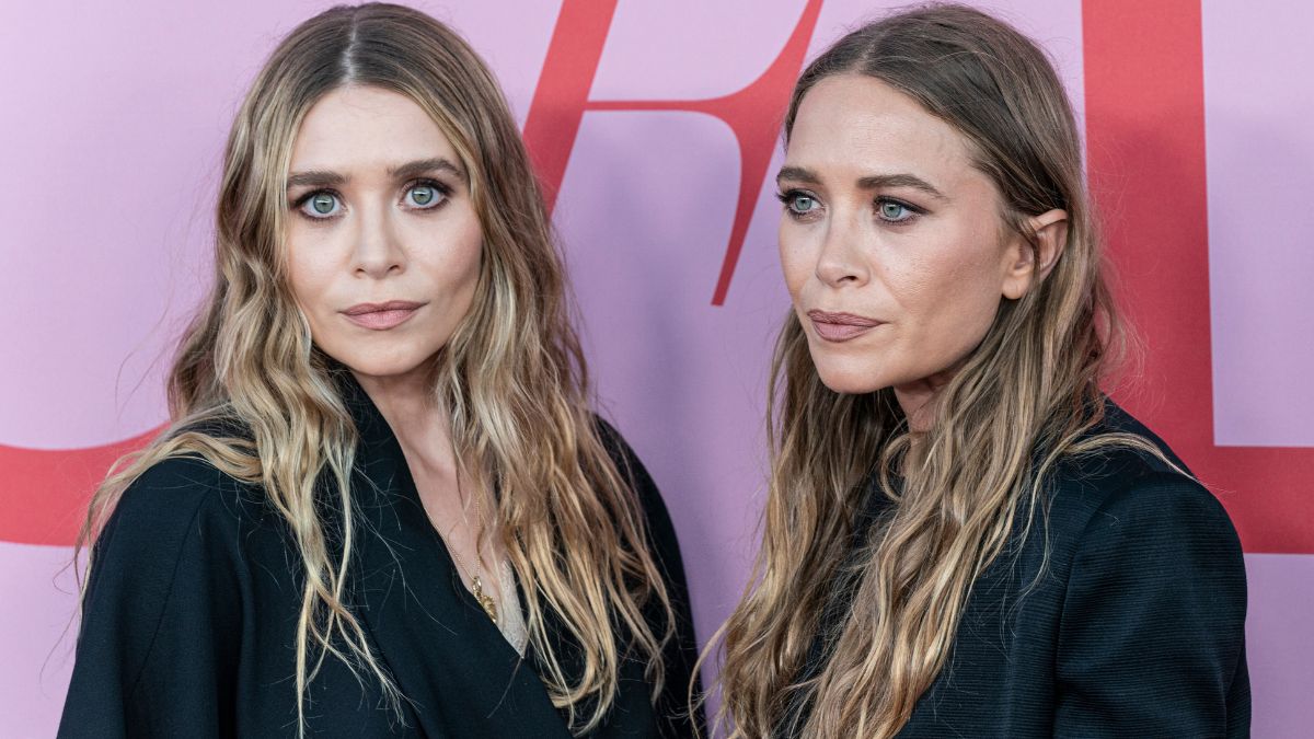 Olsen Twins Style [Shutterstock]