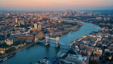Richest Cities in UK [Canva]