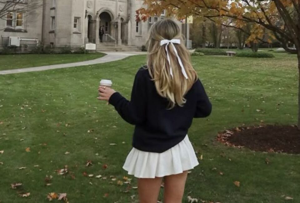 Chic Style Collective | How to Nail the Prep School Look: Master the Look Like Demi Moore How to master the prep school style