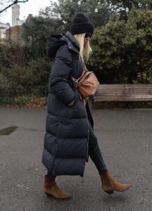Chic Style Collective | The Rich Mom Guide to School Drop Off Outfits: 6 Ideas for the School Gates School Drop Off Outfits