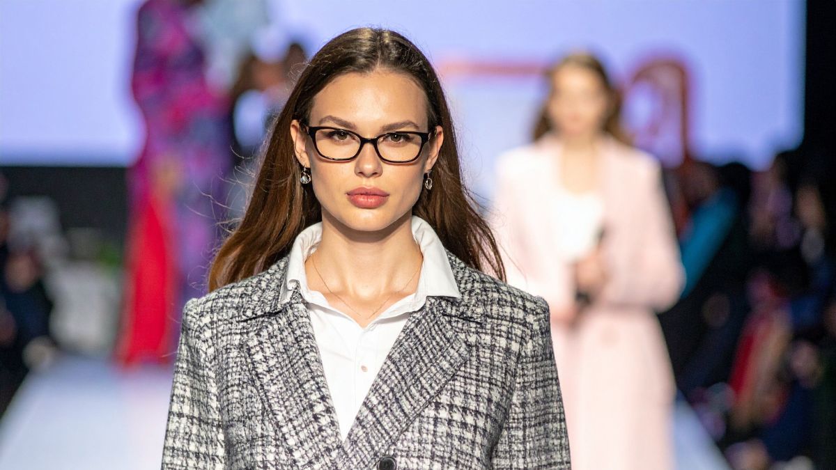 When Is London Fashion Week [Canva]