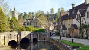 Wigginton Cotswolds [Canva]