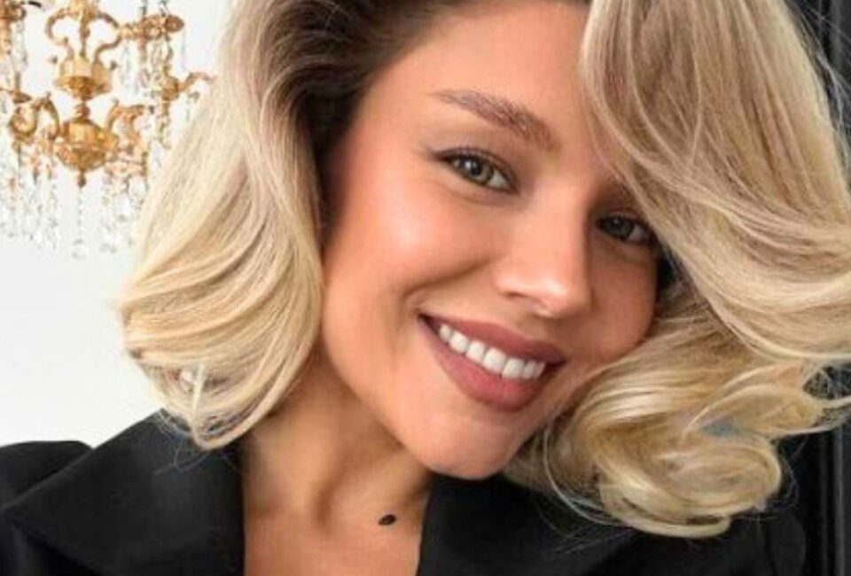 Chic Style Collective | If You’re Short on Time, This Leave In Conditioner Spray Will Change Your Haircare Routine Instantly Leave in Conditioner Spray