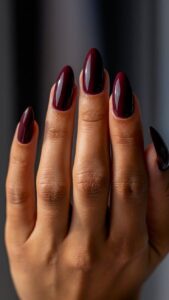 Chic Style Collective | Classy Halloween Nails: The Chic Girl’s Guide to Spooky-Season Nail Designs 511