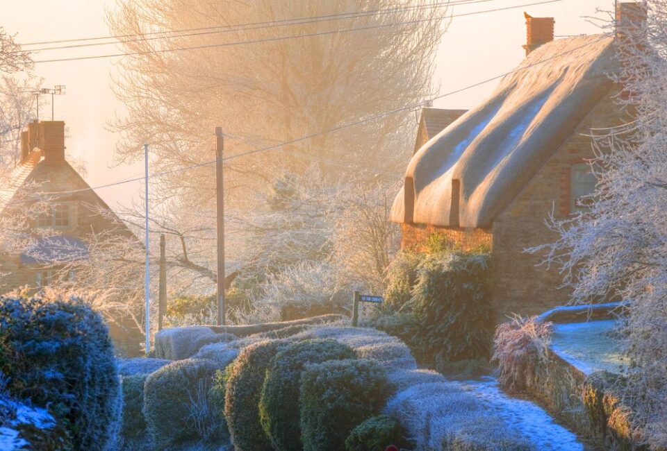 Christmas in the Cotswolds [Canva]