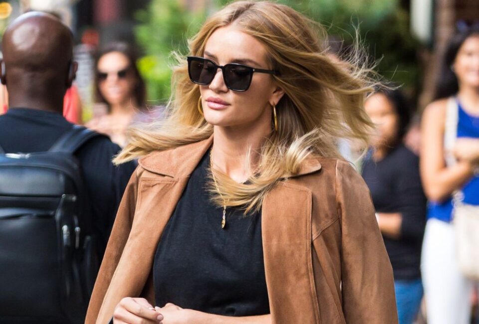 Rosie Huntington-Whiteley Champo Haircare [Shutterstock]