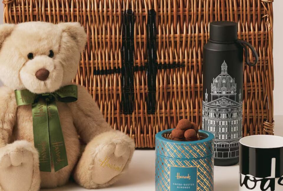Harrods Hamper [Harrods]