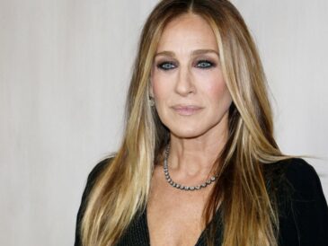 Sarah Jessica Parker - Julien’s Bold Luxury Auction: The Bob Mackie, Stage Glamour & Couture Edit [Shutterstock]