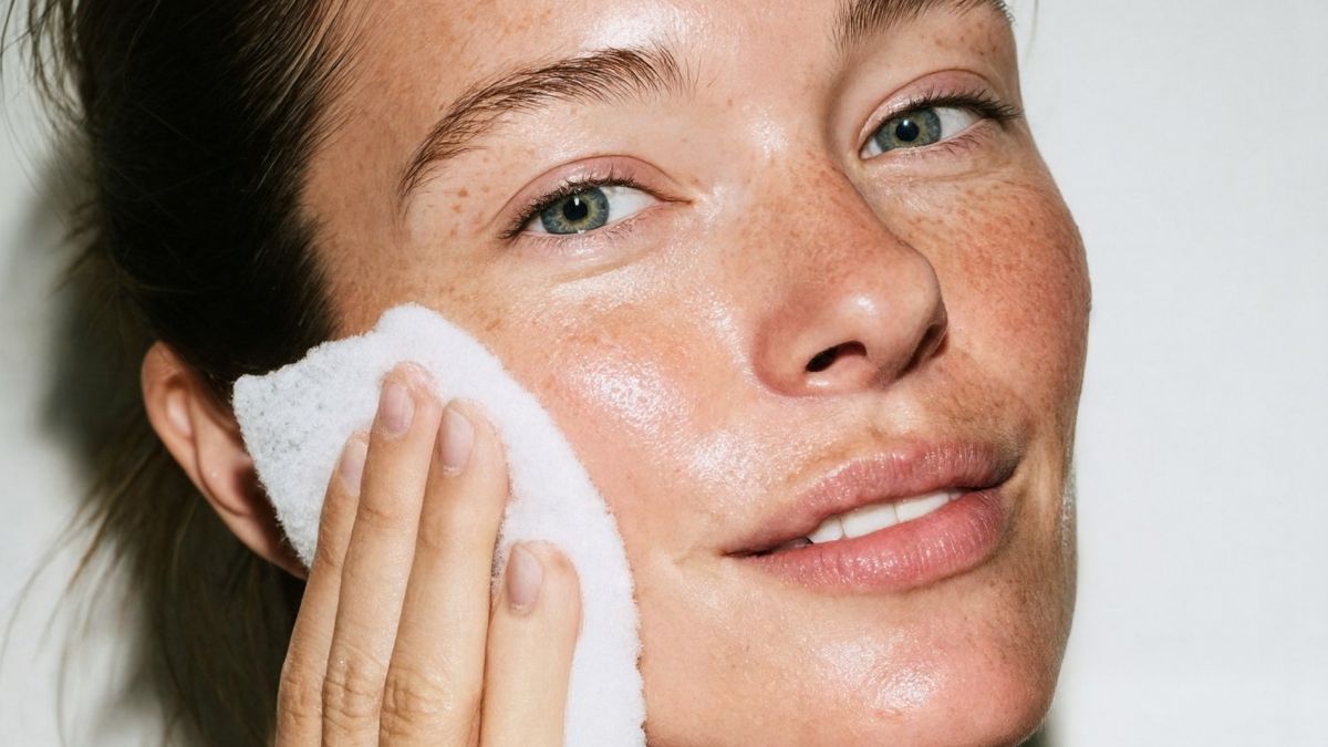 The Elemis Cleansing Balm [Canva]