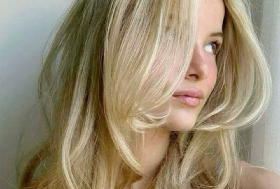 Chic Style Collective | Old Money Hairstyles Female: The Long, Blonde, Natural Look That Always Appears Expensive Old Money Hairstyles Female