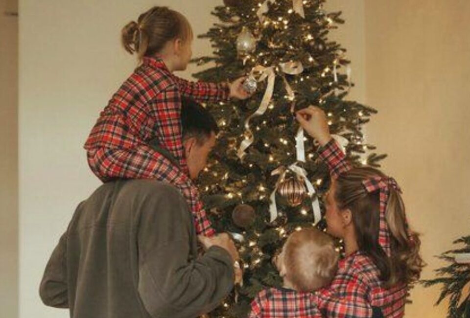 Chic Style Collective | How I Stay Organised During Christmas Week (As a Mum to Young Children) Christmas Week @Bre Sheppard