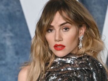Suki Waterhouse Style [Shutterstock]