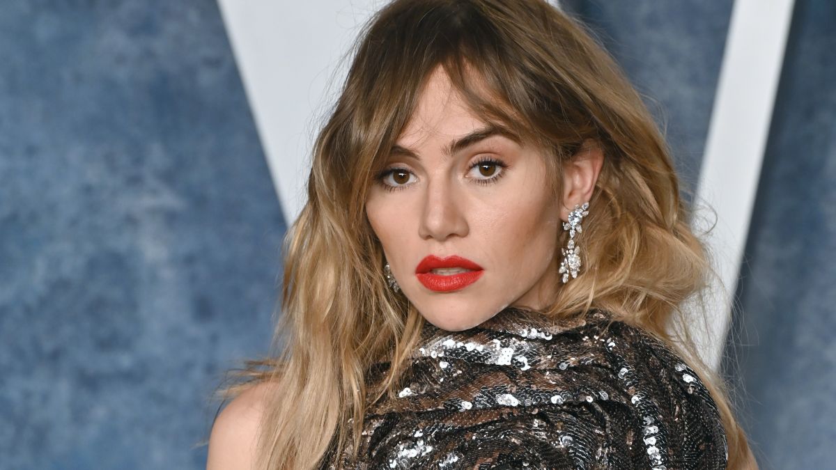 Suki Waterhouse Style [Shutterstock]