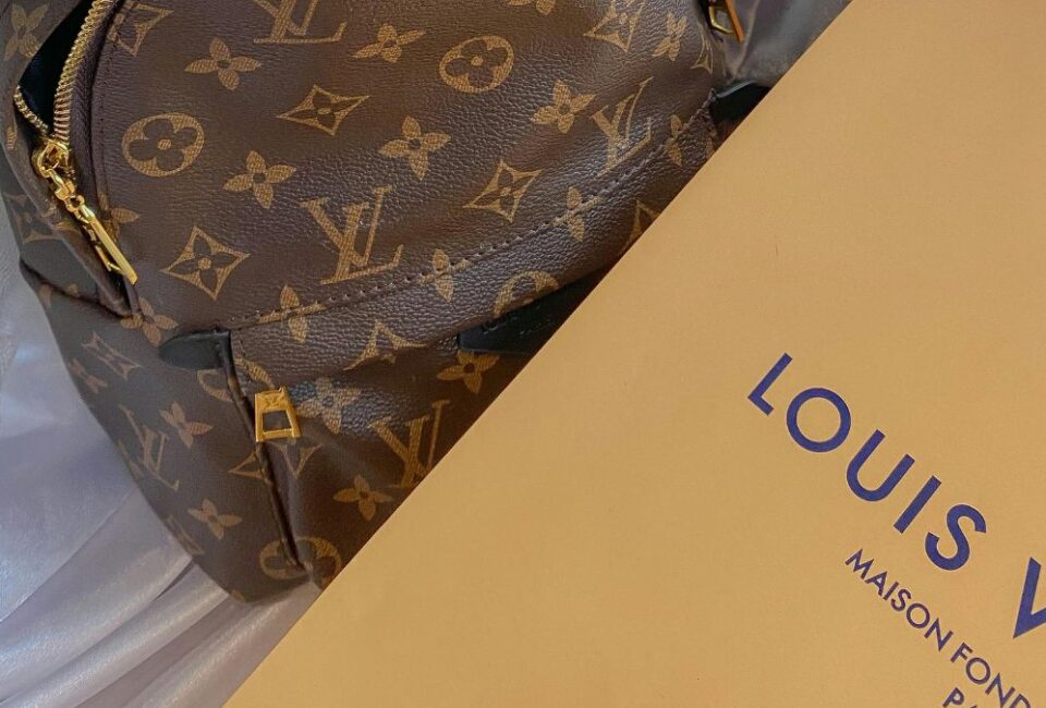LVMH vs Kering [Pexels]