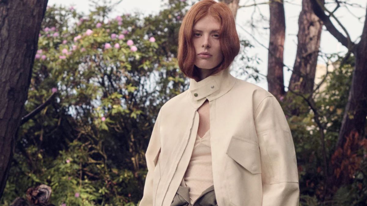 Victoria Beckham x Mackintosh [Victoria Beckham]
