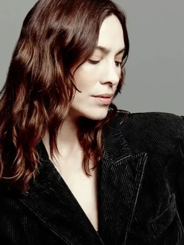 Alexa Chung Style [Image: Madewell]