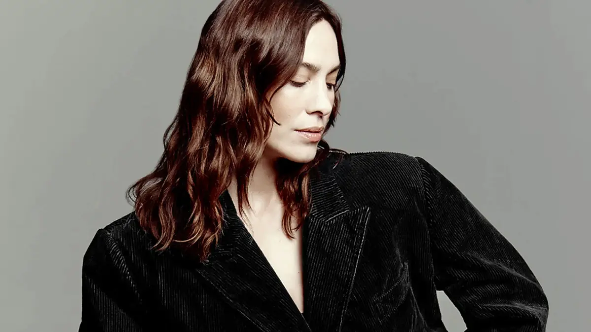 Alexa Chung Style [Image: Madewell]
