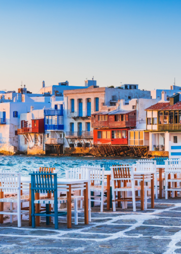 5 Star Hotels [Image: Canva]