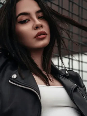 Leather Jacket Outfit Ideas [Image Fabian Albert]