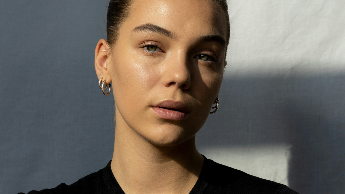Expert tips on dark under-eye circles [Unspalsh]