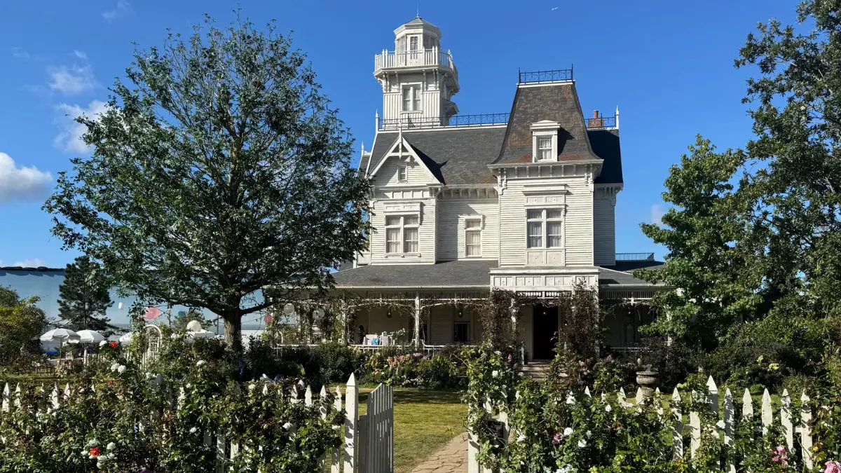 The Practical Magic House [Courtesy of Warner Bros]